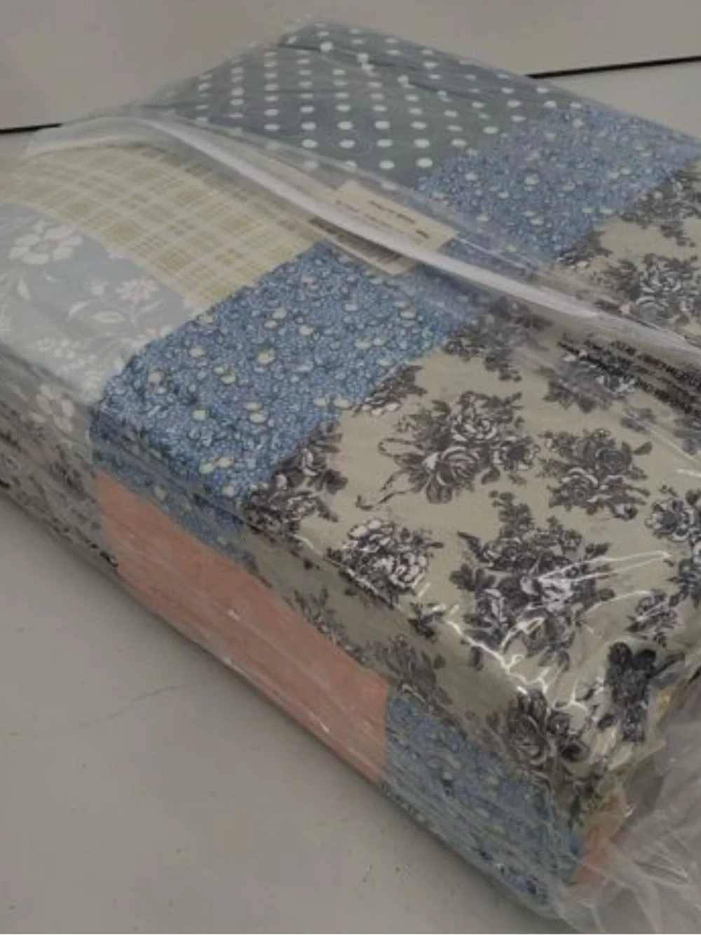 Patchwork Quilt Bedding Set in Pink, Blue, Green and Cream